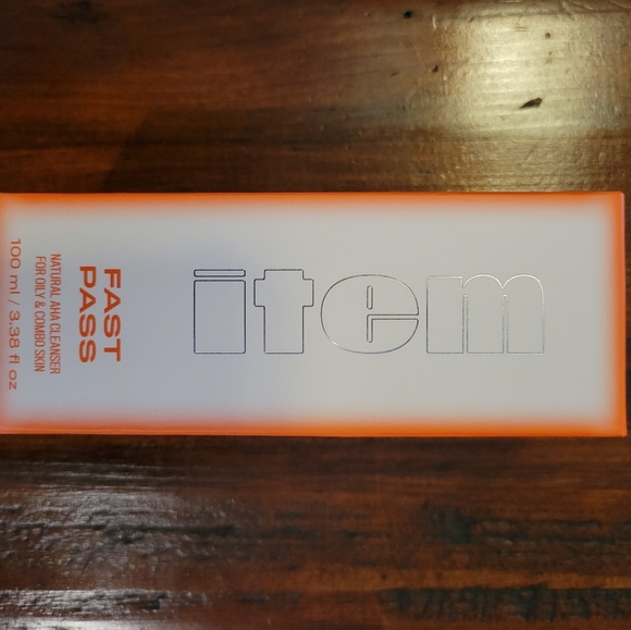 SOLD Item Fast Pass Cleanser - Picture 2 of 3
